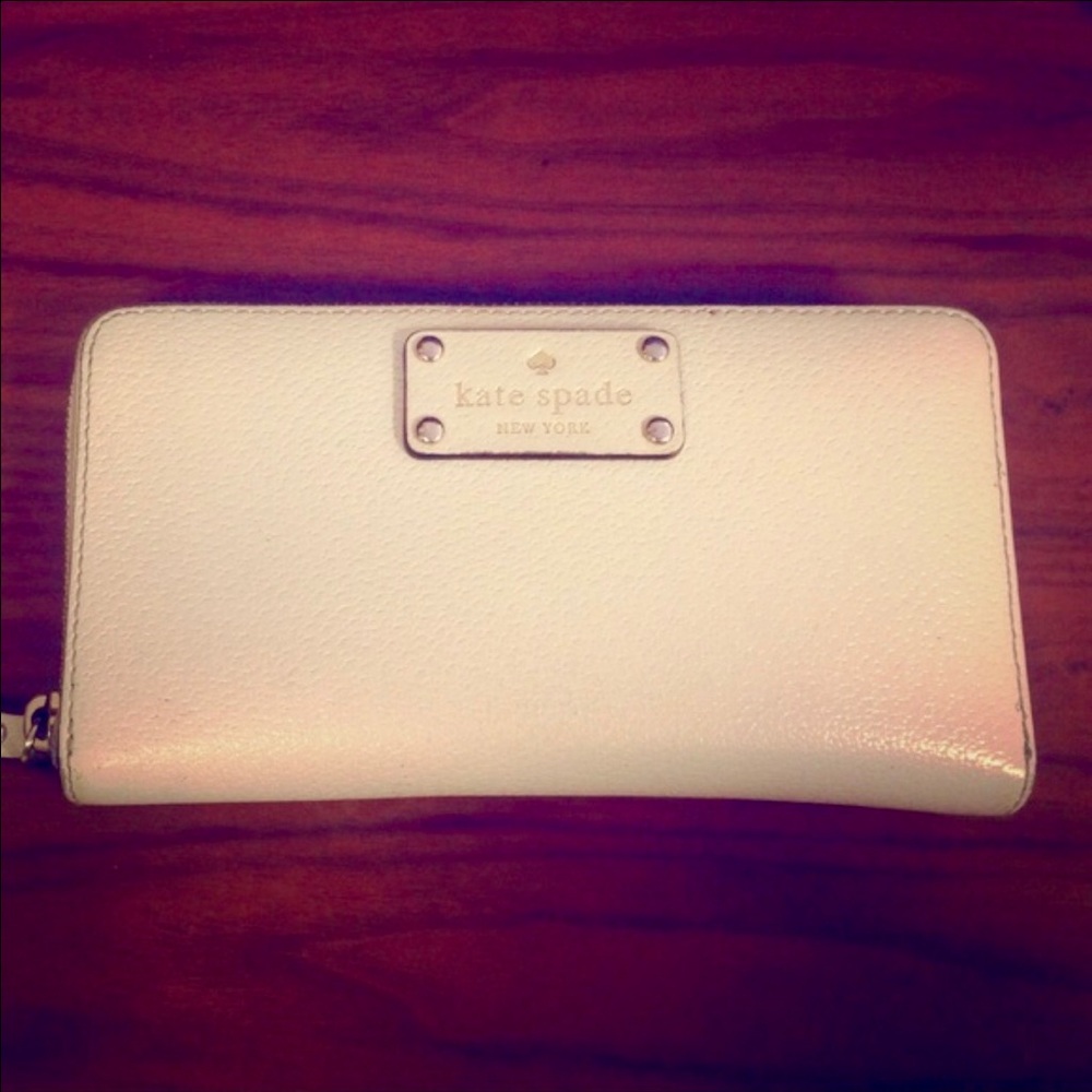 Kate Spade Wellesley Neda wallet👛 - Picture 6 of 8