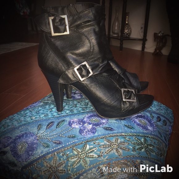 Madden Girl Peep toe Booties