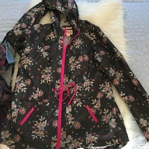 🔥MOSSIMO FLORAL RAIN JACKET🔥