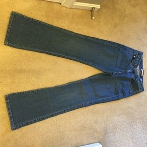2 pairs of jeans