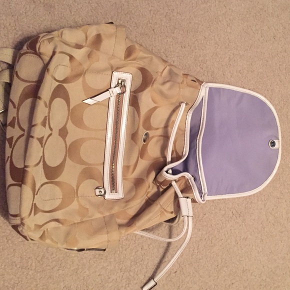 Coach backpack - Picture 3 of 3