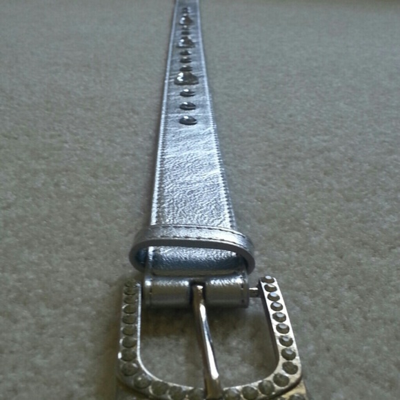 Silver belt with rhinestones - Picture 3 of 3