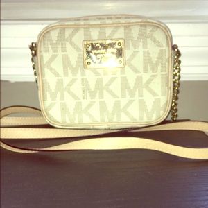 Michael Kors Crossbody