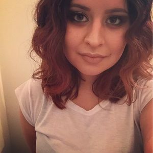 Meet your Posher, Kayla