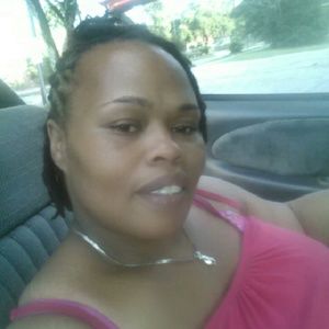 Meet your Posher, Lynella