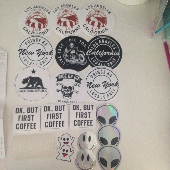 20 Brandy Melville stickers