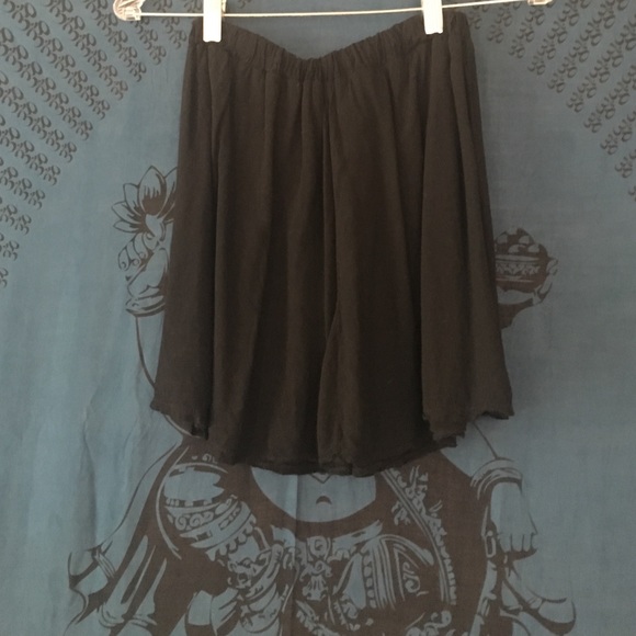 black skirt
