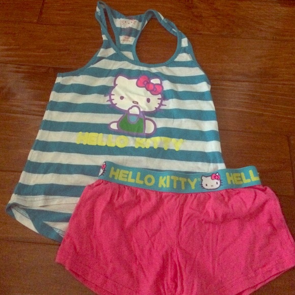 Hello Kitty Pajama set