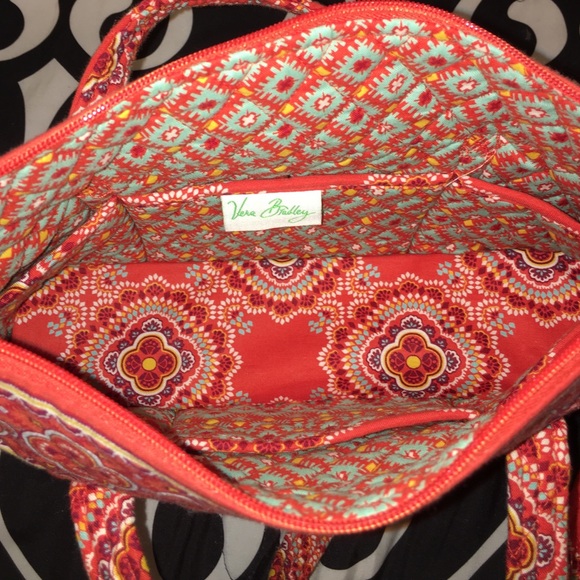 NWOT Authentic Paprika Vera Bradley Handbag