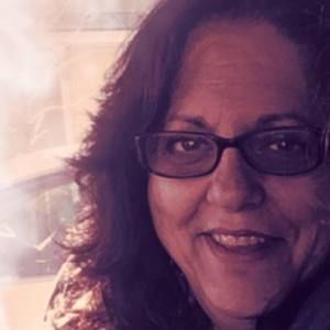 Meet your Posher, Suzanne