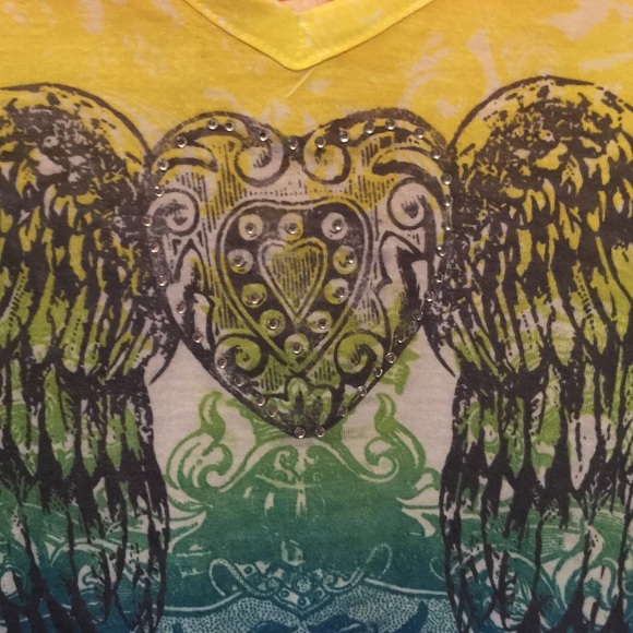 Ladies Graphic t-shirt - Picture 3 of 3