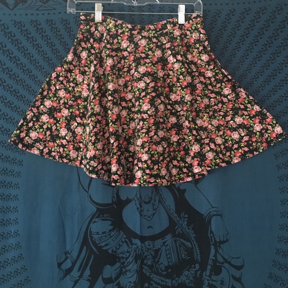 floral skirt