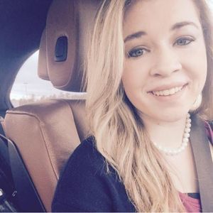 Meet your Posher, Lauren