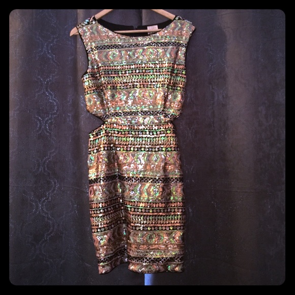 Fun sequin party dress - Picture 1 of 3