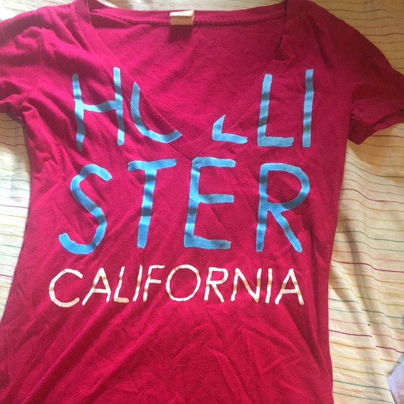 Hollister t shirt - Picture 1 of 2