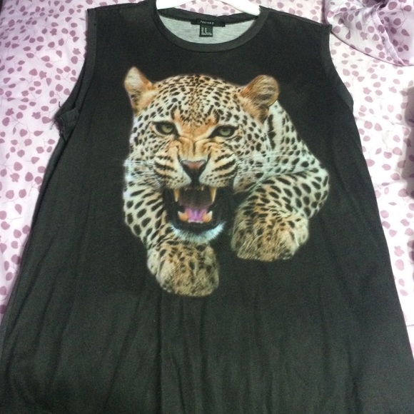 tee