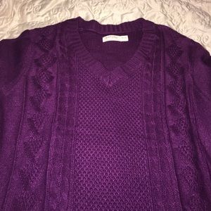 Cable knit Burgundy sweater