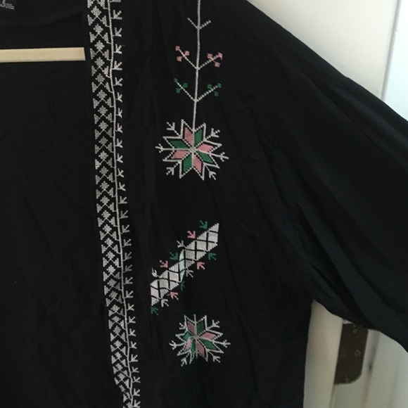 black medium kimono from forever 21