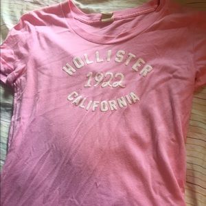 Hollister t shirt
