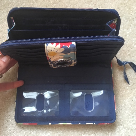 Very Bradley Wallet - Picture 2 of 2