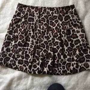 Leopard short skirt , banana rebublic