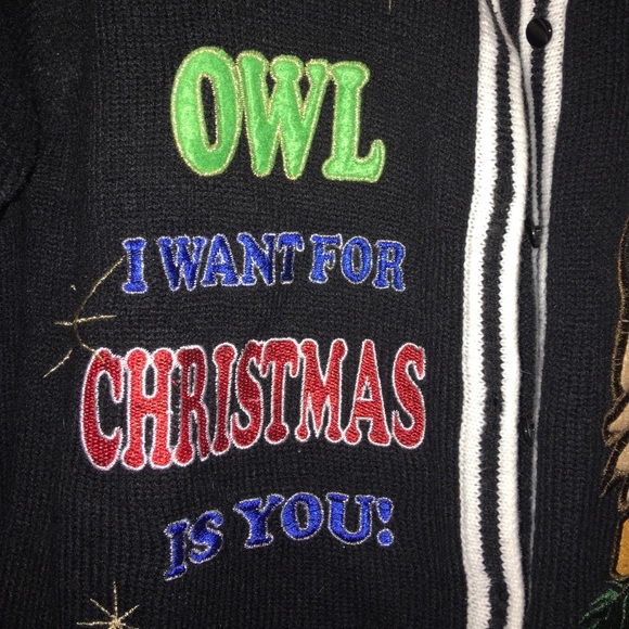 Button down Christ sweater - Picture 2 of 3