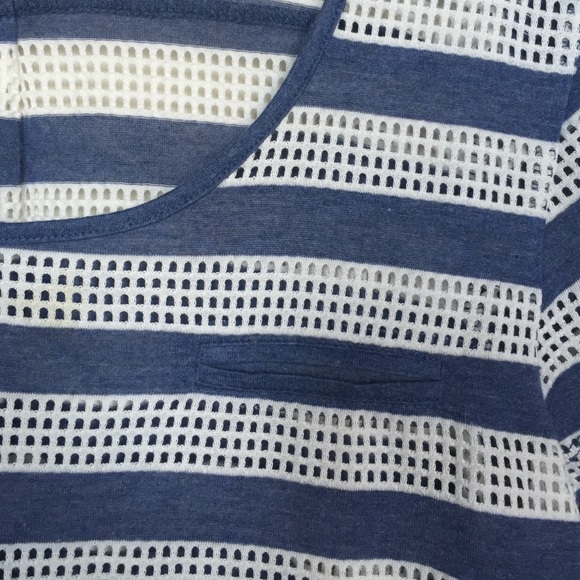 Unique Striped Tee - Picture 2 of 4