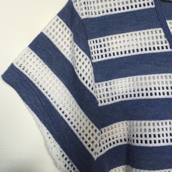 Unique Striped Tee - Picture 4 of 4