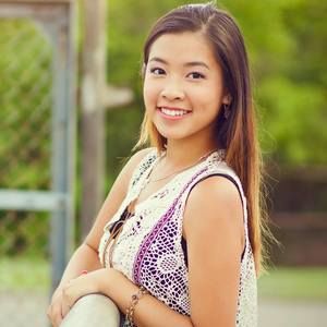 Meet your Posher, Tiffany