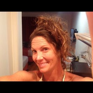 Meet your Posher, Ashly