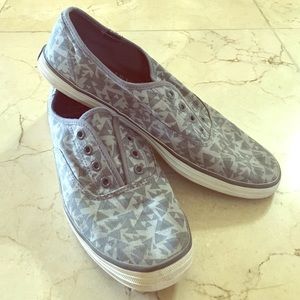 Ked's for American Rag shoes! 👟