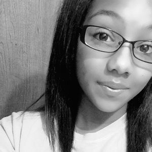 Meet your Posher, Kendra