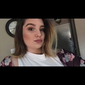 Meet your Posher, Destiny