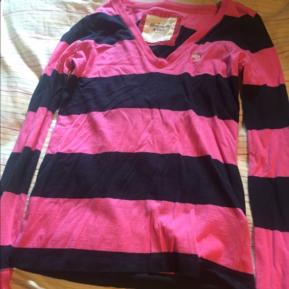 Abercrombie and Fitch small long sleeve shirt - Picture 1 of 2
