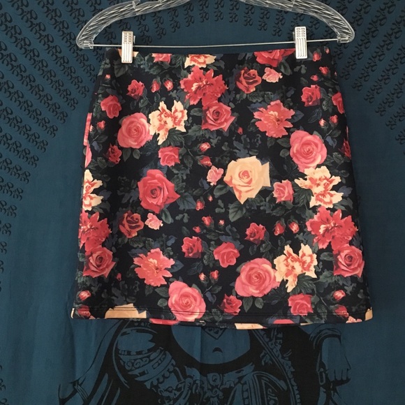 floral pencil skirt