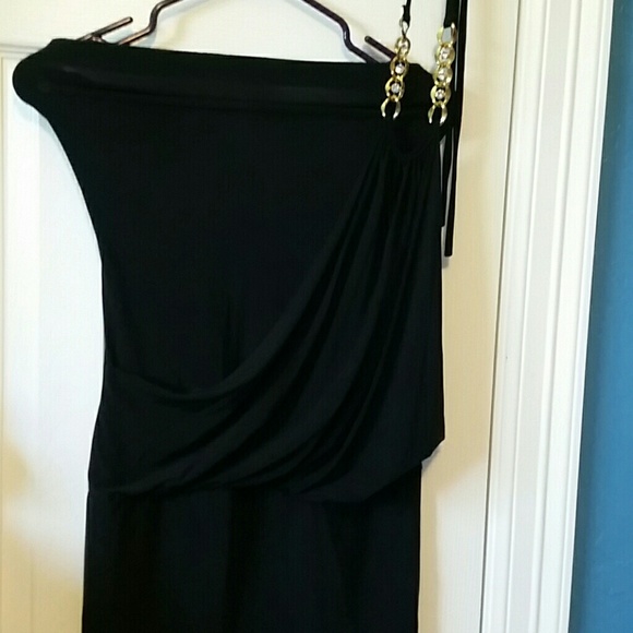 Dress - Picture 2 of 4