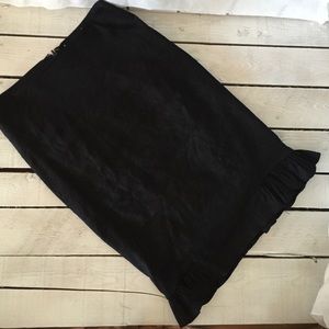 Bebe Linen Skirt with Ruffles Hem