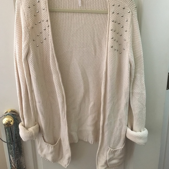 cream shoulder studded cardigan
