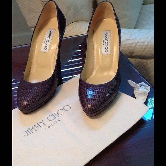 JIMMY CHOO Aimee Lizard Embossed Pumps - Picture 2 of 4