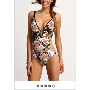 Floral Plunge Neck One-Piece Swimsuit🌺