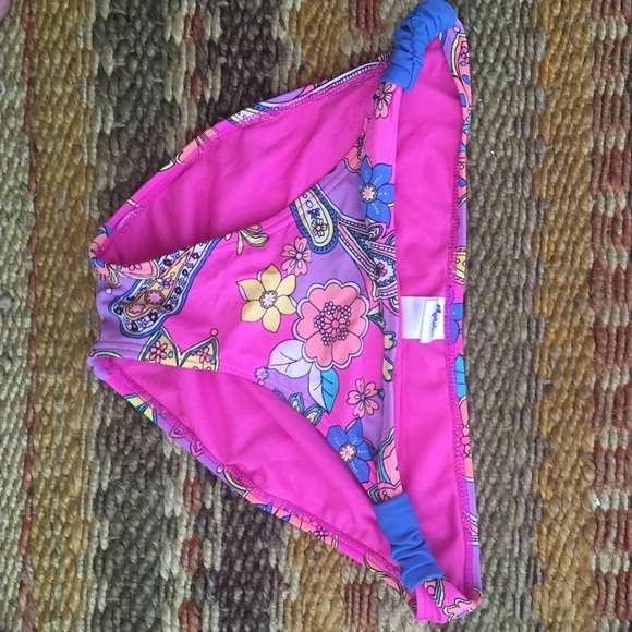 multicolored medium bikini bottoms