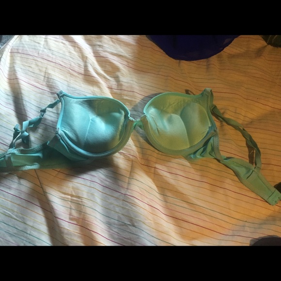 34b wet seal push up bra