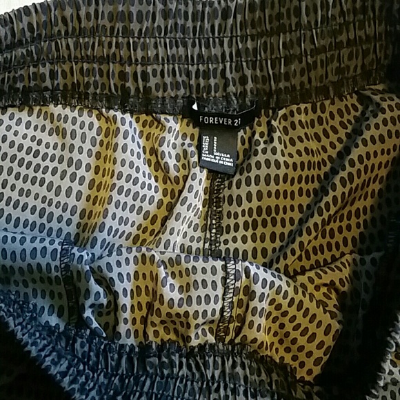 pants - Picture 3 of 4