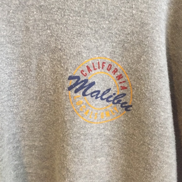 Brandy Melville Cropped Sweater - Picture 2 of 3