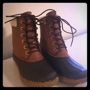 Tommy Hilfinger boots! 😻