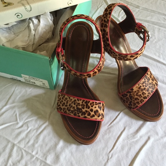 Dazz 1 Band Leopard Sandal