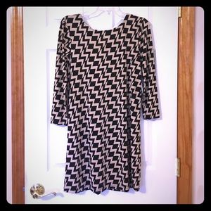 Cross back Chevron Dress L