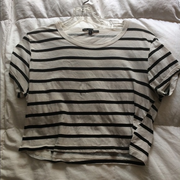 Urban outfitters crop top