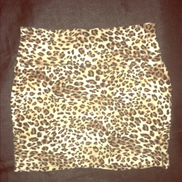 SALE!💠⚜Wild Cheetah WET SEAL Skirt⚜💠 - Picture 1 of 1