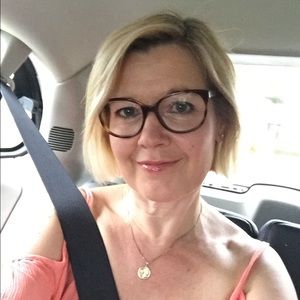 Meet your Posher, Diana